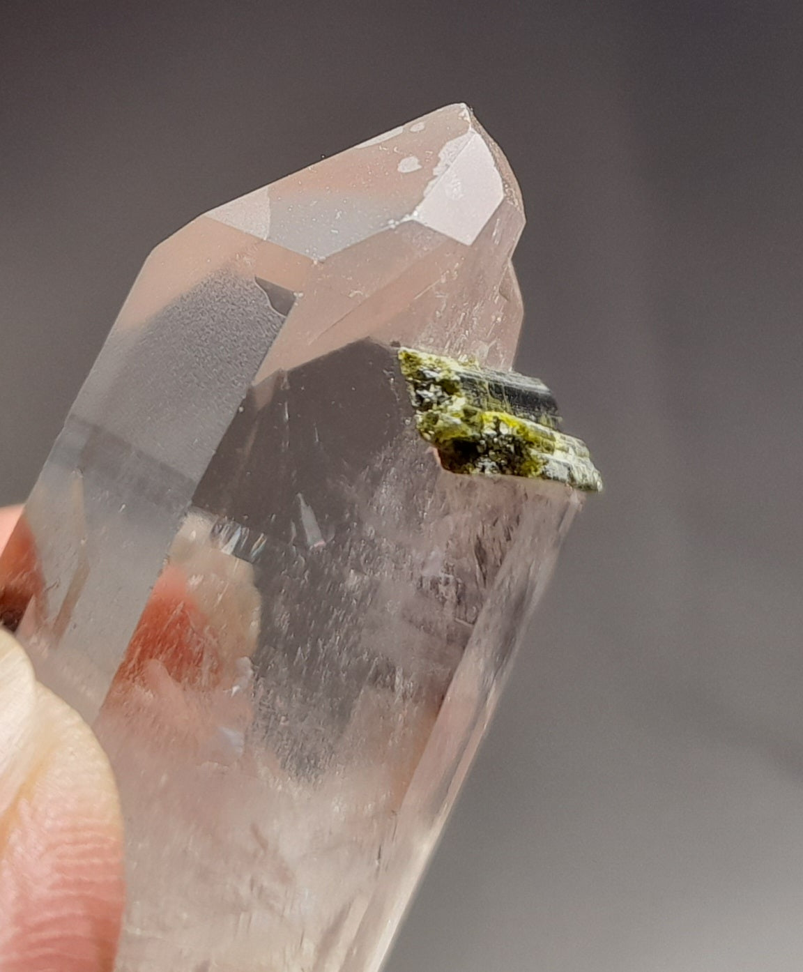 Epidote - in Quartz